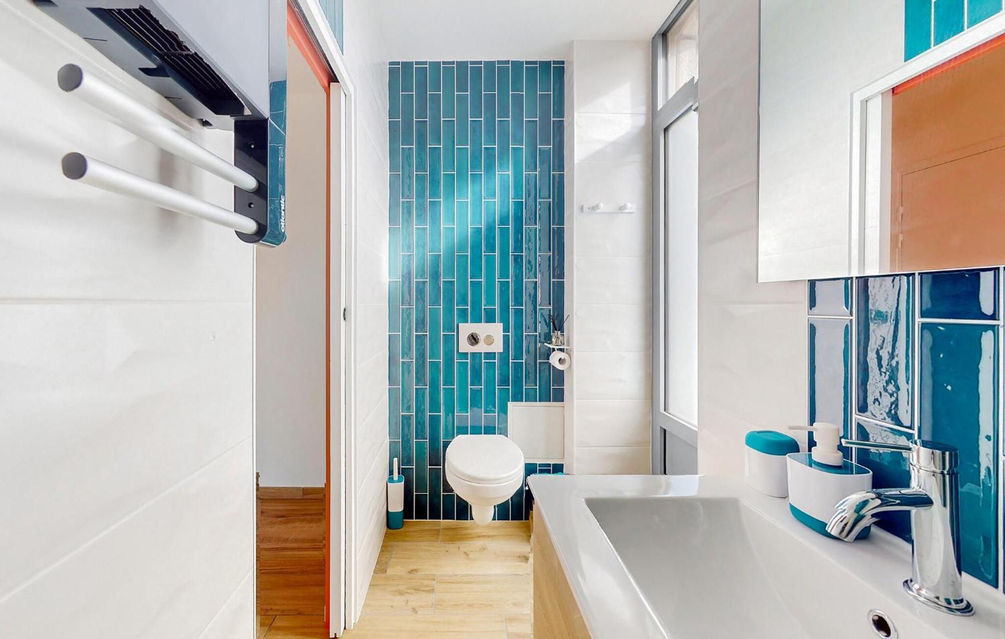 1 Bedroom Stunning In *